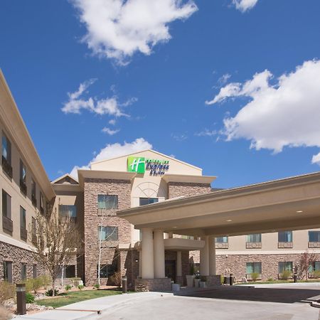 Holiday Inn Express And Suites Los Alamos Entrada Park By Ihg Екстериор снимка