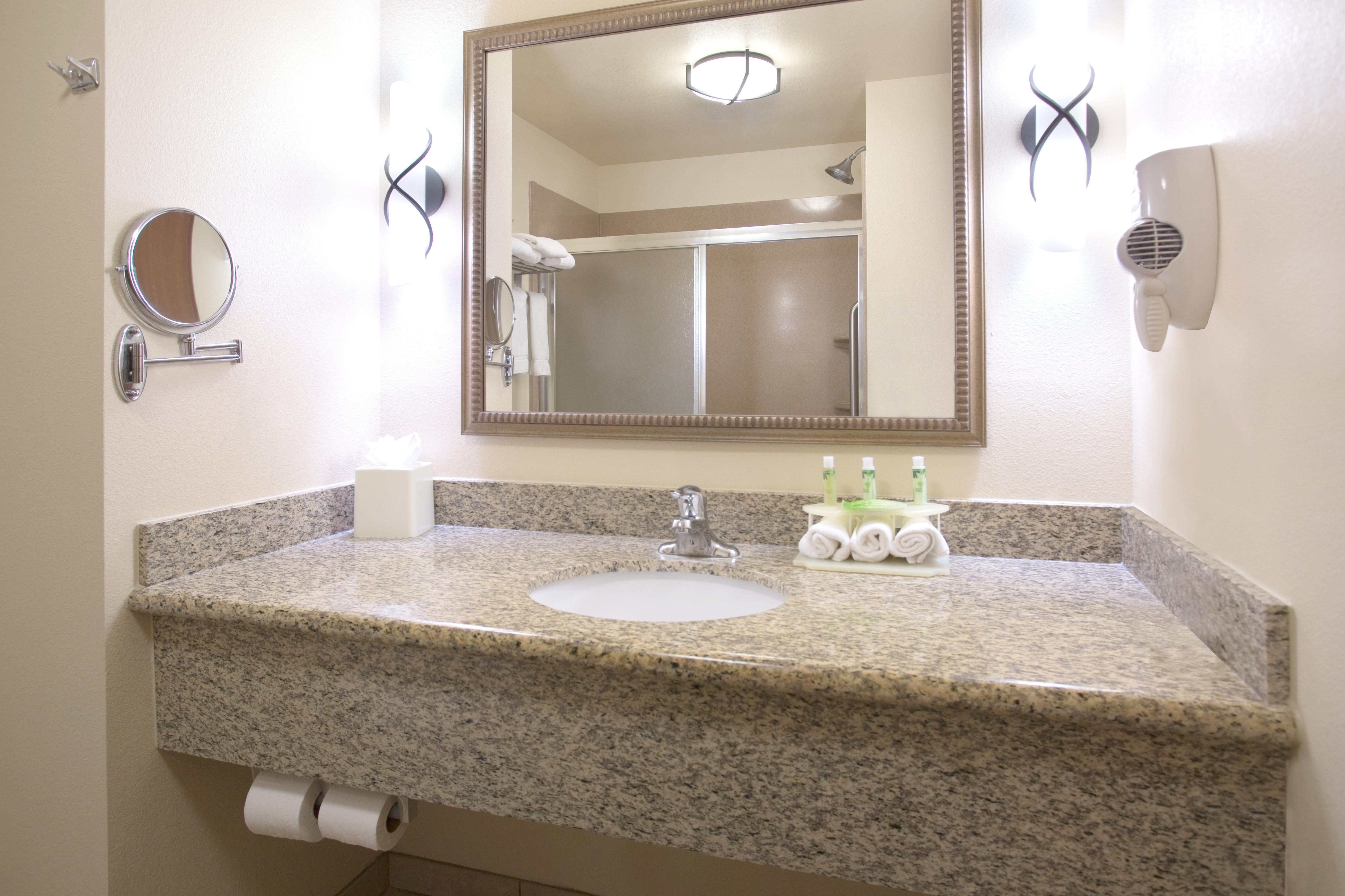 Holiday Inn Express And Suites Los Alamos Entrada Park By Ihg Екстериор снимка
